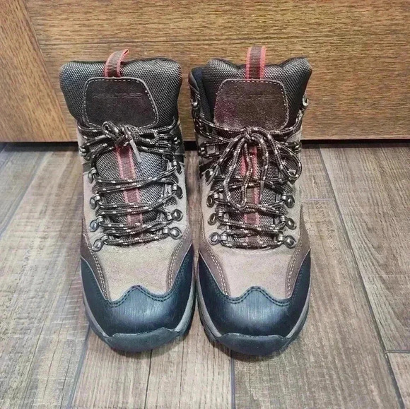 Real Tree Mens Brown Hunting And Hiking Boots Size 8 LIKE NEW non Marking - Picture 5 of 7